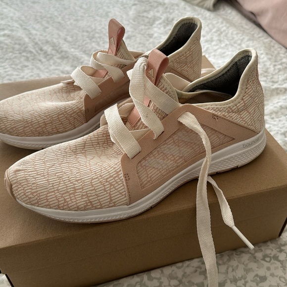 Adidas Bounce Sneakers 9.5 - Picture 1 of 3